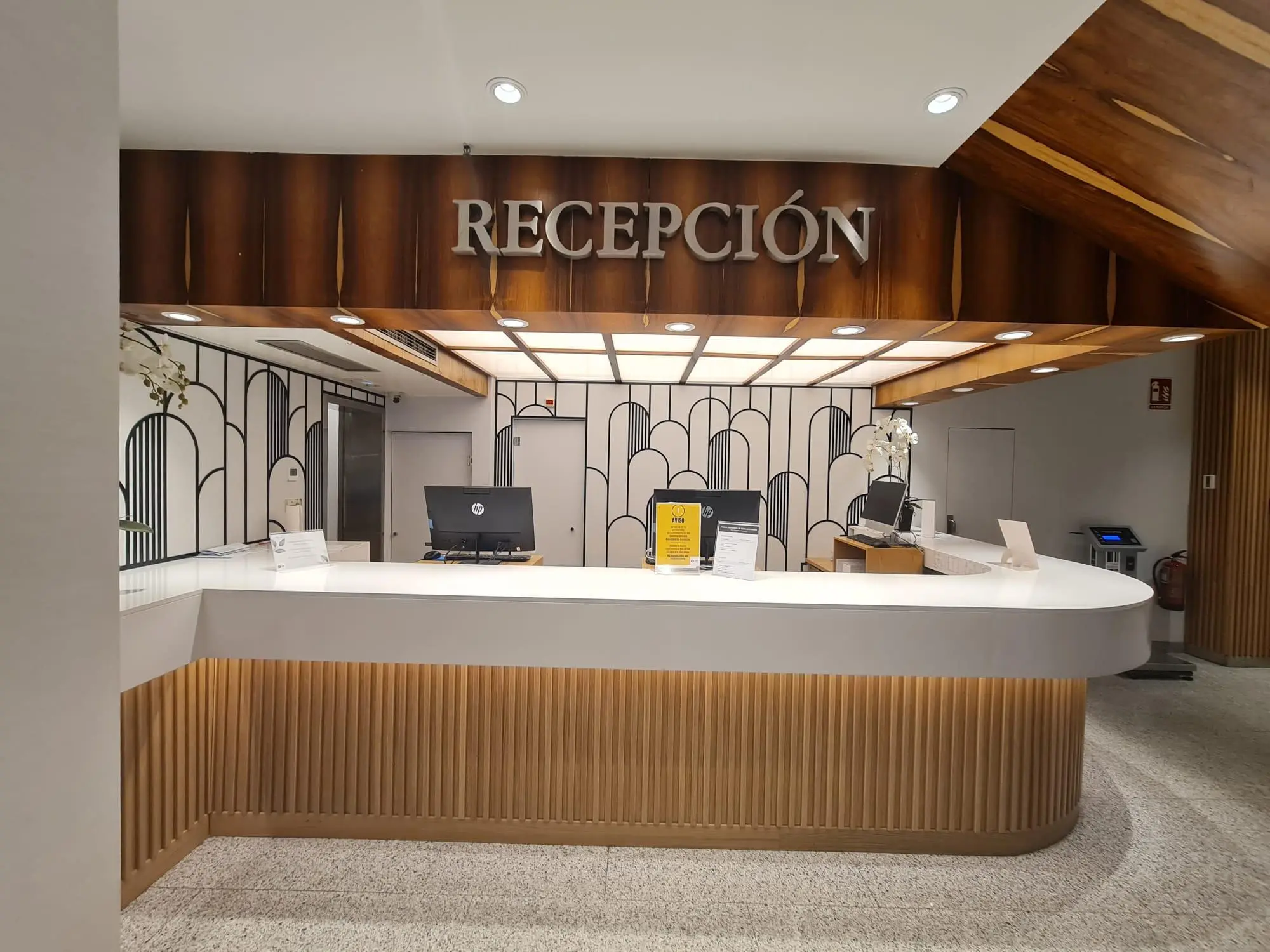 HOTEL EXEL PLAZA