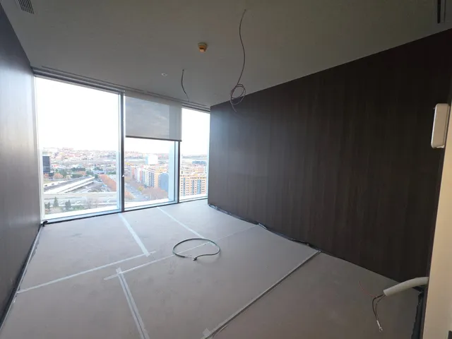 Paredes ya revestidas durante la obra